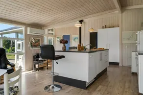 Lovely holiday home with jacuzzi, terrace & BBQ | Pets are welcome - Image 5