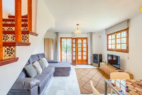 Wunderschönes Ferienhaus mit Garten - Image 5