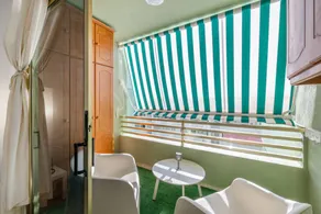 Appartement de vacances adapté aux familles avec internet haut débit | Vue montagne | À côté de la plage - Image 2