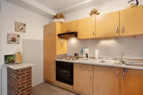 Apartment with barbeque, terrace & garden - Image 4