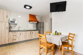 Flat with BBQ, terrace & garden | Mountain view - Image 3