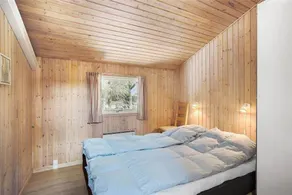 Holiday home with barbeque, terrace & sauna - Image 5