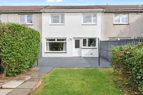 Family-friendly holiday home - Image 3
