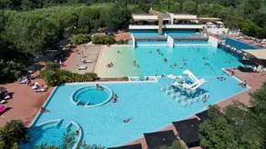 Letting with garden, terrace & pool - Image 3