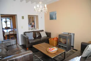 Holiday home with BBQ, pool & terrace - Image 4