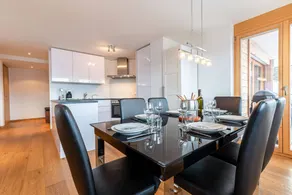Flat with sauna & hot tub | Mountain view - Image 2