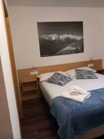 Dedicated room with sauna - Image 2