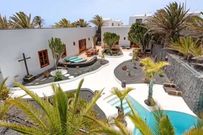 Acogedora casa vacacional con piscina y barbacoa - Image 2