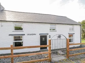 Child-friendly nice cottage with jacuzzi & garden | Pet-friendly - Image 3