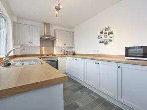 Charming cottage with garden | Pets allowed - Image 4