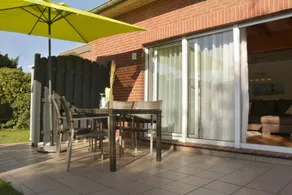 Child-friendly pleasant holiday apartment with terrace | Beach nearby - Image 4
