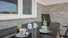 Family-oriented charming flat with garden & barbecue - Image 2