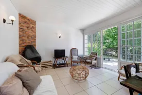 House with terrace, garden & barbecue | Garden view - Image 5