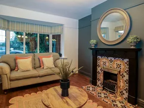 Cottage with garden | Beach view - Image 3