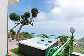 Apartamento apto para niños con barbacoa, terraza y jacuzzi | Vistas al mar - Image 3
