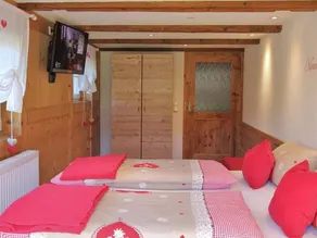 Chambre chez l'habitant avec barbecue, internet haut débit et terrasse | Vue jardin - Image 3