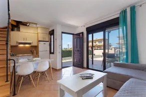 Apartment mit Garten, Terrasse und Pool | Meerblick - Image 4