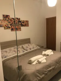 Fully equipped holiday apartment with terrace & garden - Image 5