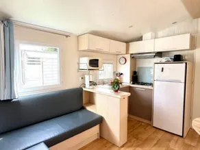 Family-friendly mobile home with heated pool & terrace | Pet-friendly - Image 5