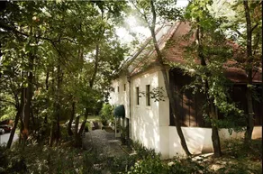 Holiday home with terrace | Garden view - Image 5