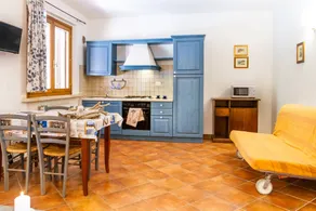 Family-oriented farm with pool, BBQ & garden | Garden view | Dogs allowed - Image 3