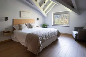 Wonderful holiday home with garden - Image 4