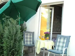 Pleasant holiday apartment with barbecue | Water view - Image 4