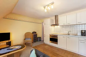 Pleasant flat with BBQ & garden | Garden view | Pets allowed - Image 4