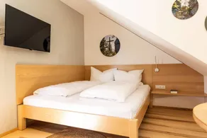 Holiday apartment with garden | Perfect for remote work - Image 2
