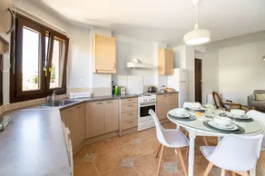 Flat with garden | Garden view - Image 3