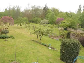 Renovated Retro House with Garden - 3 Bedrooms in Puisaye - Image 4