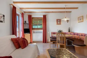 Family-oriented wonderful apartment with BBQ, garden & terrace | Mountain view | Pets are welcome - Image 2