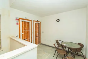Holiday apartment with terrace - Image 3