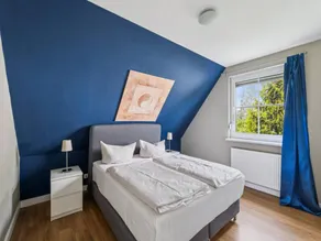 Large, comfortable apartment by the sea - Image 2