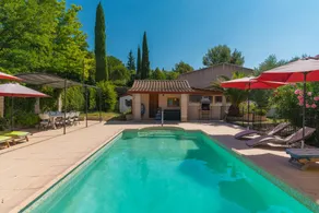 Villa con griglia, piscina privata e giardino | Vista sul giardino - Image 2