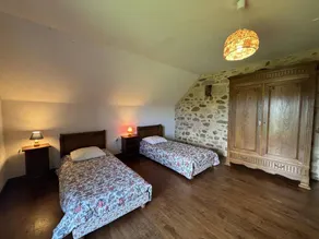 Pleasant gite with BBQ, terrace & garden | Dogs allowed - Image 4