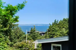 House with barbecue - Image 2