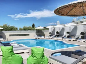 Elounda Garden Maxima Suite Beheiztes Schwimmbad - Image 3