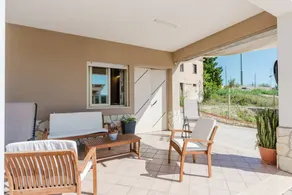 Charmant appartement de vacances convivial et familial avec terrasse, barbecue et internet haut débit | Vue montagne | Avec animaux admis - Image 3