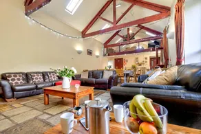 Beautiful Historic Holiday Rental for Large Groups near Kendal, England - Image 2