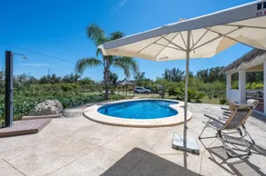 Maison de vacances avec piscine privée, terrasse et jardin | Vue jardin | Parfaite pour le travail à distance | Avec animaux acceptés - Image 3