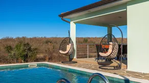 Fully equipped big villa with private pool, garden & terrace - Image 2