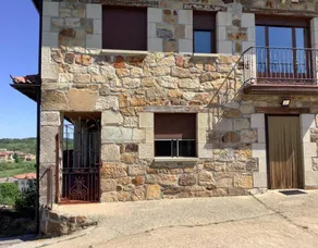 House with barbeque, garden & terrace | Mountain view - Image 3