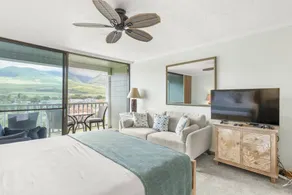 Oceanfront Penthouse Condo w Panoramic Views - Lahaina Shores PH1 - Image 2