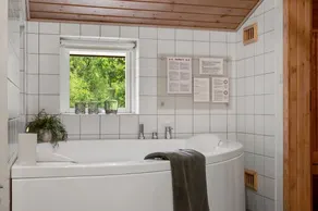 Voll ausgestattetes Ferienhaus mit Terrasse, Whirlpool und Grill | Haustiere sind willkommen - Image 3