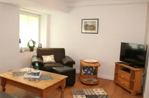 Fully equipped apartment with terrace - Image 3