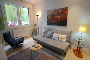 Fully equipped holiday apartment with garden | Near Guggenheim Museum Bilbao | River view | Suitable for remote work | Pets allowed - Image 5