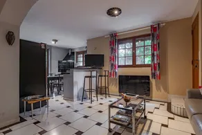 Apartment 'Chataigniers' with Mountain View, Private Pool and Wi-Fi - Image 5
