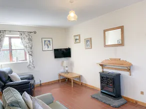 Fully equipped pleasant cottage with garden | Dogs allowed - Image 4