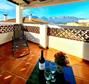 Lovely house with terrace | Mountain view | Suitable for remote work | Dogs allowed - Image 3